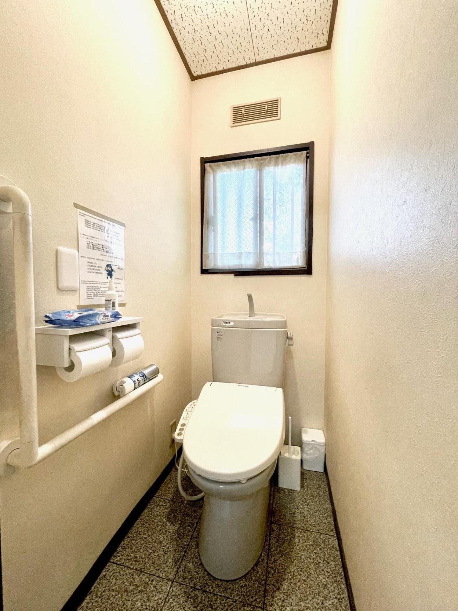 Guest House Meets Okayama All Private Room Hostel Екстер'єр фото